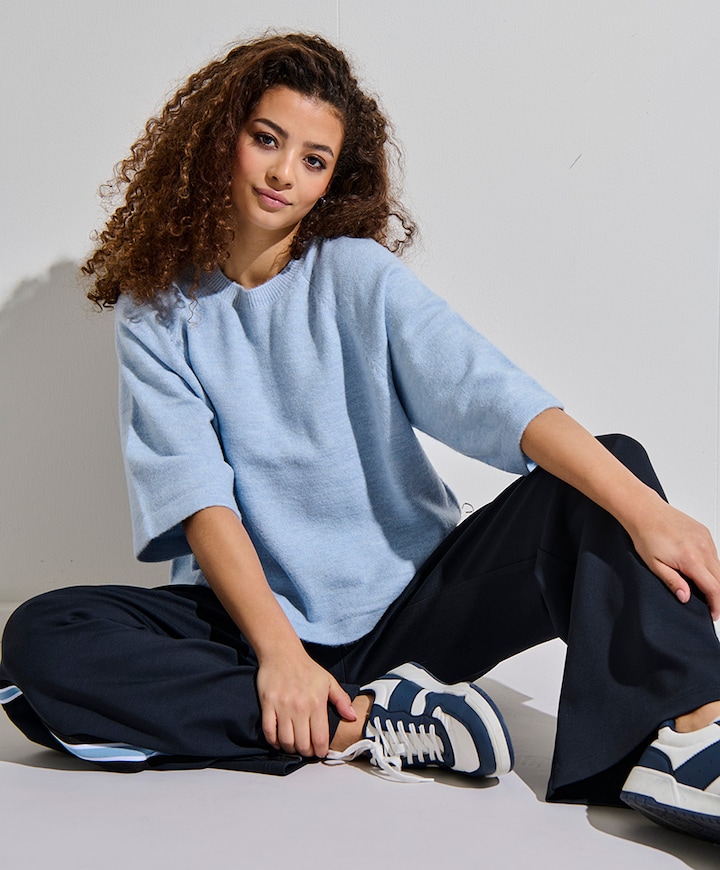 dames-trui-blauw-951hzq-1.jpg dames trui blauw - Afbeelding 1