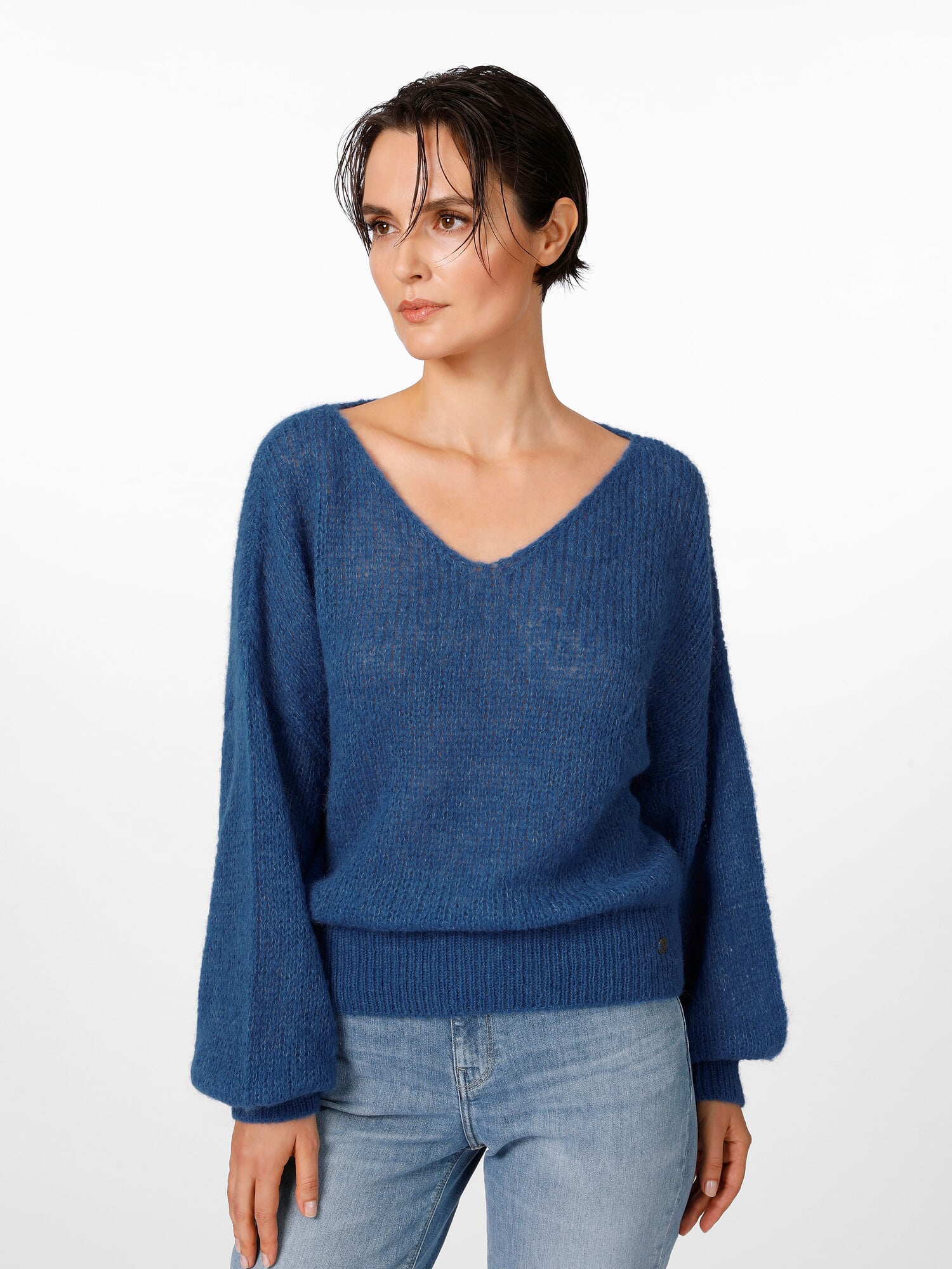 dames-trui-met-v-hals-700sts-1.jpg dames trui met v hals - Afbeelding 1